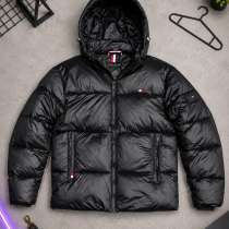 Мужская пуховая куртка Tommy Hilfiger чёрная с капюшоном, в Иркутске