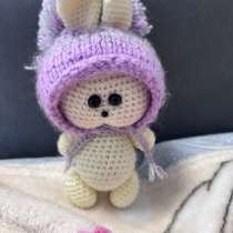 Вязанная игрушка зайчик, в Красноярске