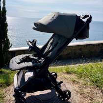 Продам прогулочную коляску  Easywalker Jackey, Forest Green, в Сочи