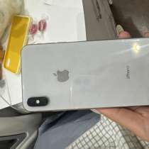 Комплект iPhone XS Max 64ГБ + iPad 6 128ГБ, отличное состоян, в Москве