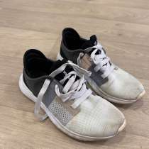 Кроссовки женские Reebok. Размер 37.5, в Тольятти