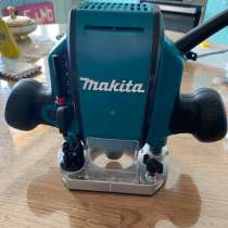 Фрезер Makita RP0900, в Санкт-Петербурге