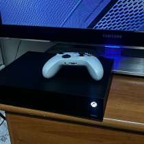 Игровая приставка Xbox One X, в Обнинске