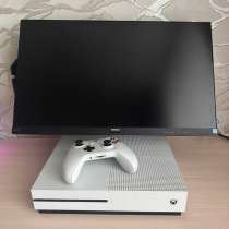Монитор Philips и Xbox one s, в Корсакове