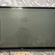 Телевизор LG — 8 000 ₽, в Казани