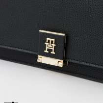 Сумка Tommy Hilfiger женская, в Иркутске
