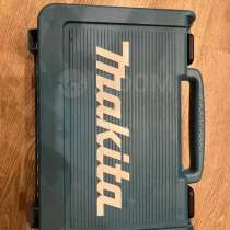 Аккумуляторная дрель, шуруповерт makita df330d, в Тюмени