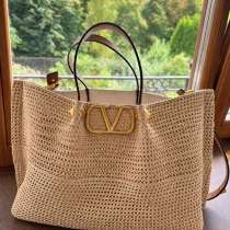 Valentino Garavani VLogo Rockstud Large Raffia Tote, оригина, в Москве