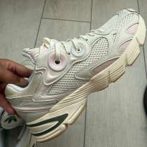 Продам кроссовки Adidas, в Кызыле