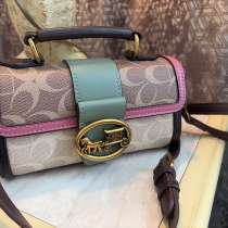Сумка Coach, в Москве