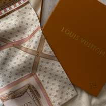 Платок Louis Vuitton Damiergram Square90 M96798, шёлк, новый, в Нальчике