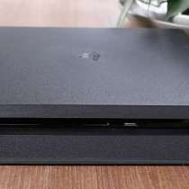 PLAYSTATION 4 Slim, в Астрахани