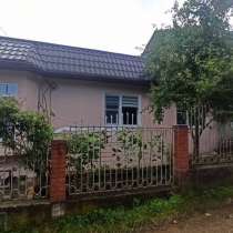 Продается 2 комнатная квартира на земельном участке, в Туапсе