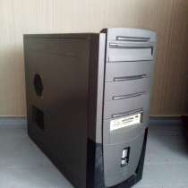 Core 2 Quad 4 ядра 2.66 GHz 4 гига Radeon 1GB, в Челябинске