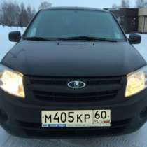 Легковой автомобиль ВАЗ Lada, в Пскове