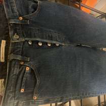 Продам джинсы Levi’s premium, в Москве