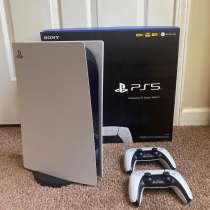Sony PlayStation 5 standard, в г.Сан-Франциско