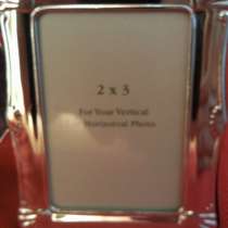 Три Рамки для фотопортретов. Подставка для цветов, в Москве