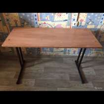 Стол, в Орле