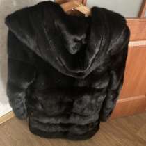 Продам шубу норку 42-44 размер, в г.Уральск