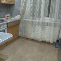 Двухкомнатная квартира рядом у метро, в Санкт-Петербурге