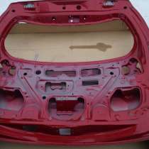 Тойота РАВ-4 2013 г. задняя крышка багажника, в Магнитогорске