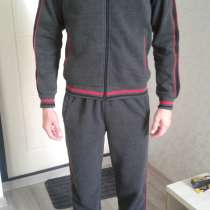 СПОРТИВНЫЙ КОСТЮМ, в Новосибирске