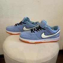 Кроссовки Nike, в Сургуте