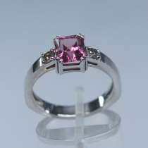 Кольцо золотое с кушоном Турмалина и бриллиантами, в Москве