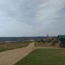 40 соток в деревне на берегу водохранилища. Лпх. Рядом лес, в Москве