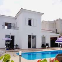 Апартамент в Пафосе-Кипр, в Москве