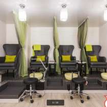 Стильный салон красоты в центре, в Москве