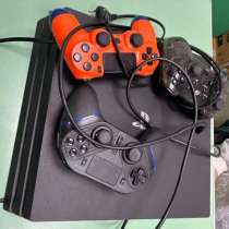 PlayStation 4 pro, в Москве
