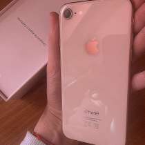 Продам iPhone 8, в Чите
