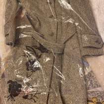 Пальто, в Москве