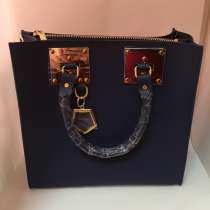 Sophie Hulme, в Москве