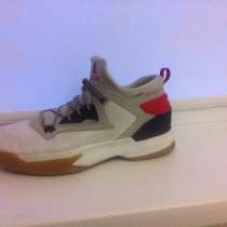 Адидас кроссовки, в Волгодонске