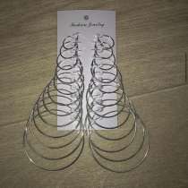 Серьги кольца, в Новом Уренгое