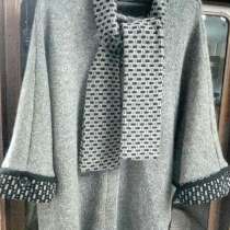 Продаётся пончо (женское) б/у, в Екатеринбурге