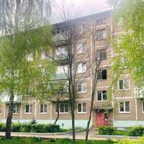 Продаётся двухкомнатная квартира в отличном районе, в Воскресенске