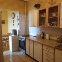 Очень Срочно!!! Продаю 3-комн. кв. 82 и 101мкр. Saodat, в г.Душанбе