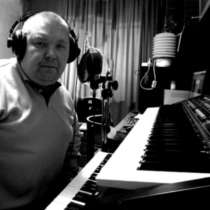 Уроки игры на синтезаторе, в Челябинске