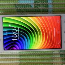 Смартфон Lenovo S60-A 8GB белый, б/у, в Москве