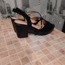 Продам новые 600 руб, в г.Луганск