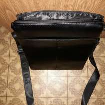 Сумка новая. Входит формат А4, в Владимире