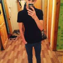 Илья, 24 года, хочет пообщаться, в Воронеже