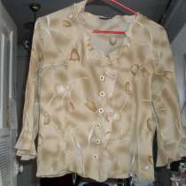 Летний костюм фирмы Serikos, размер 46, в Краснодаре