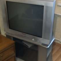 Продам рабочий маленький цветной телевизор для кухни JVC-80р, в г.Тирасполь