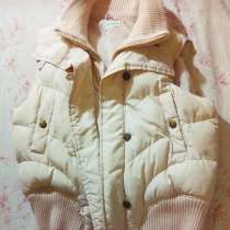 Утепленная жилетка от clockhouse, в г.Киев