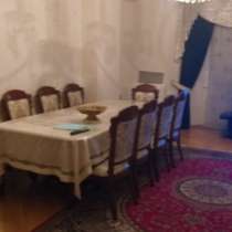 4-комнатная квартира в элитном доме. Срочная продажа. Торг, в г.Баку